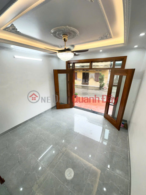 Beautiful house for sale in the center of Bo Cuyen, near Bo market, car parking day and night _0