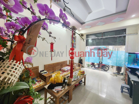 House for sale in Xom Trung - 193 Van Cao, area 44m 4 floors - Corner lot - main alley PRICE 3.2 billion _0