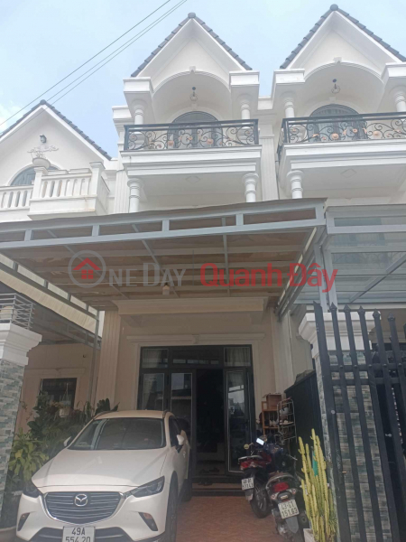 BEAUTIFUL HOUSE - FOR SALE BEAUTIFUL HOUSE In Ward 9, Da Lat City, Lam Dong Province Sales Listings