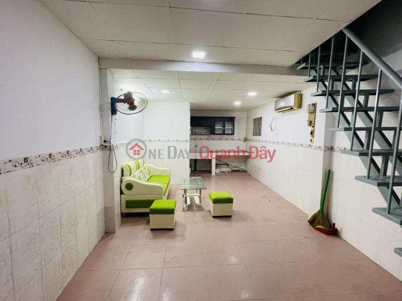 Property Search Vietnam | OneDay | Residential Sales Listings, URGENT URGENT, OWNER HAS 1 BILLION TO SELL QUICKLY PRICE ONLY 2.x BILLION. BINH THANH HOUSE - CLOSED CAR - 27M2.