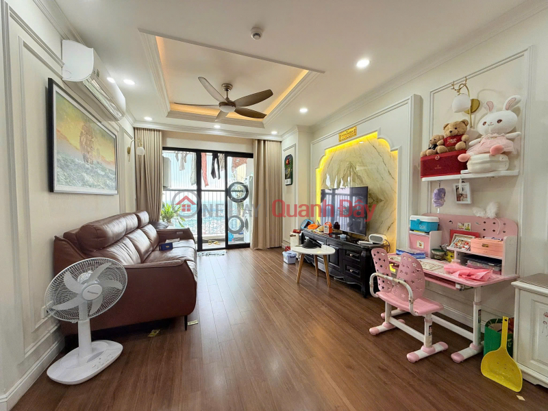 Price reduced by 1 billion VND! House for sale on Nguyen Cong Tru street, 20m2, 6 floors, 3.5m frontage, 12.5 billion VND, excellent for business. Sales Listings