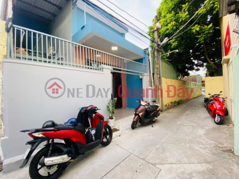 House with beautiful location Kiet Duy Tan - 10 Steps from the road - Super Location _0
