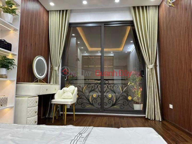 đ 5,88 tỷ | NHÀ ĐẸP 4 TẦNG x DT:43M2 x 4 P NGỦ x PHỐ HOÀNG VĂN THÁI - KHU PHÂN LÔ QUÂN ĐỘI NGÕ OTO ,5M RA Ô TÔ TRÁNH QUẬN