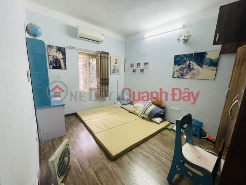 Ly Nam De dormitory, 50m2, 3.2 billion, corner lot, 2 bedrooms 1 bathroom, beautiful house, 0977097287 _0