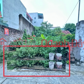 Land for sale in Xom Thuong, To market, Uy No, 107 square meters of car space, slightly blooming, 5 billion. Contact: 0936123469 _0