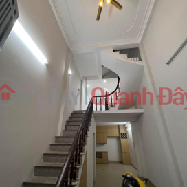 FOR SALE 292 KIM GIANG HOUSE, 37M2 PRICE 4.5 BILLION, 3 open sides, WIDE ROOM, RED DOOR CAR. _0