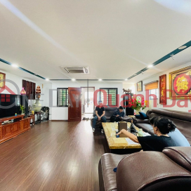 Biệt thự mặ ngõ Ngô Gia Tự 210m2, 8 tầng, mặt tiền 7m, 45 tỷ Long Biên _0
