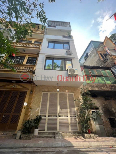 BEAUTIFUL HOUSE, BUSINESS LOT IN AUTO ALLEY, CHÁNH Ngọc Lâm, 48m2, X 5 floors, 4.5m frontage, 14 billion Long Bien. Sales Listings