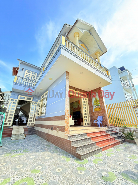 Nhà Xe Hơi Ngủ Trong Nhà DT 144m² (7.4x19.5m) Nở Hậu 8.5m , Đoàn Nguyễn Tuấn, Hưng Long, 0908074771 Niêm yết bán