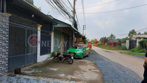 House for rent in Tan Phong Ward, near Ba Thuc market, 6m street, only 3 million\/month _0
