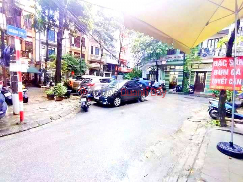 Selling Trung Kinh Townhouse in Cau Giay District. 51m Frontage 4m Approximately 13 Billion. Commitment to Real Photos Accurate Description. Owner Sales Listings