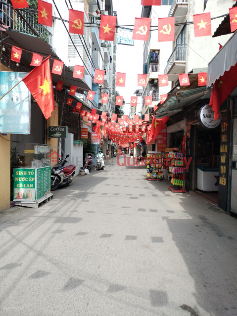 URGENT! GOLDEN LAND IN PHU DIEN, NEAR CAR, AREA=40m2, FRONTAGE=5m2. 5.8 billion _0