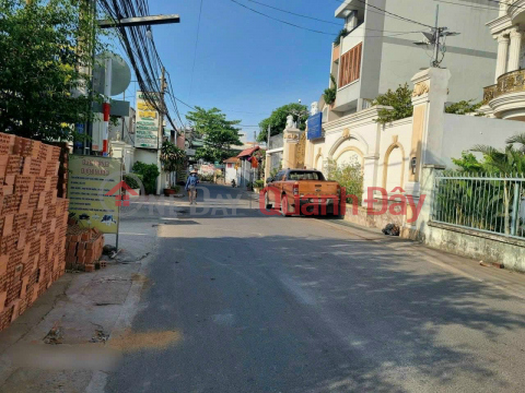 Land for sale on Ho Hoa Street frontage, Tan Phong Ward, near People's Committee for only 2.9 billion _0