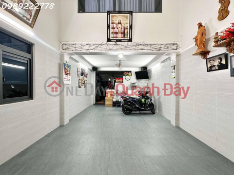 LE VAN SY - 6M ASPHMATIC ALLEY FOR CARS TO TURN OVER - 74M2 (4.4x17.5, expanding to 5m at the back) - 5 FLOORS - 8 NEW SERVICES - CASH FLOW _0