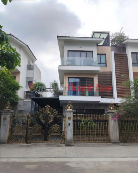 House for rent, Chùa Láng, Nguyễn Chí Thanh, Đống Đa, 240m2 x 3 floors - 40 million VND. _0