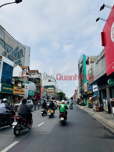 đ 23,5 tỷ, **Bán nhà mặt tiền Cách Mạng Tháng 8, phường 5 Tân Bình (4,5*17) 5 tầng