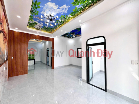 Urgent sale of 6.5x20 house, car yard, car road, near Tan Phong residential area, only 3.1 billion _0