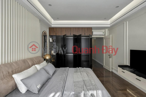 **House for sale on Dong Den street frontage, ward 11, Tan Binh (4.2*33) 12 rooms _0
