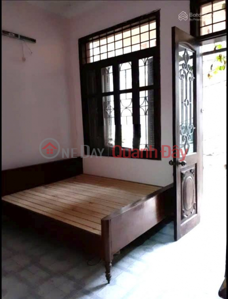 House for rent in Hoang Van Thai car alley, 3 floors x 45m2, 4 bedrooms, 11.5 million VND. Company office, business, family, group accommodation. Vietnam | Rental đ 11.5 Million/ month