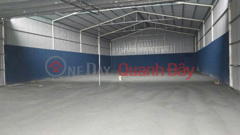 Factory for rent in Tu Son City - Bac Ninh<br \/> •Area 500m2 - 700m2 - 1000m2 - 1500m2 - 2000m2 - 2500m2<br \/> • _0