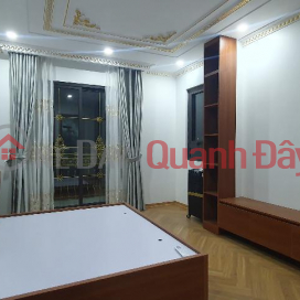 House for sale in MP Bat Khoi, 72m x 7 floors, garage, elevator, business only 16 floors, negotiable. Contact 0936123469 _0