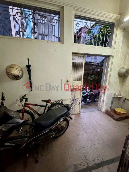 HOÀNG HOA THÁM - NHÀ ĐẸP DÂN XÂY, NGÕ THÔNG RỘNG THOÁNG - 42M2X4T - NHỈNH 9 TỶ Việt Nam, Bán | đ 9,6 tỷ