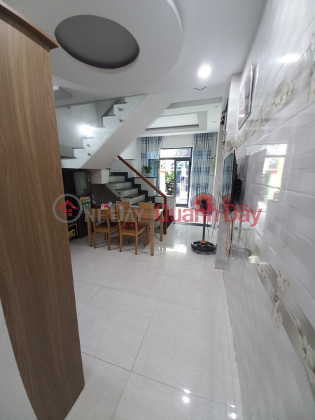Property Search Vietnam | OneDay | Residential Sales Listings | Mesmerizing, 3m 2-story 2-storey house in Cu Chinh Lan, Thanh Khe.