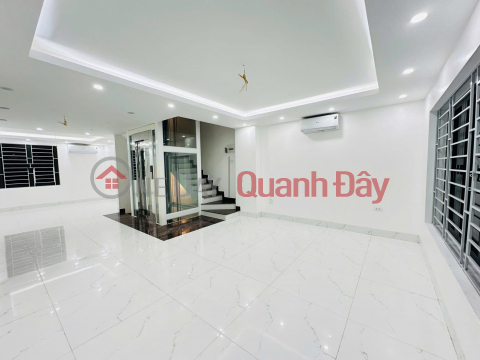 House for sale, car parking at the door, Hoang Quoc Viet, 60m2\/ 6 floors, elevator, frontage 5.1m, 26.5 billion, new and beautiful _0