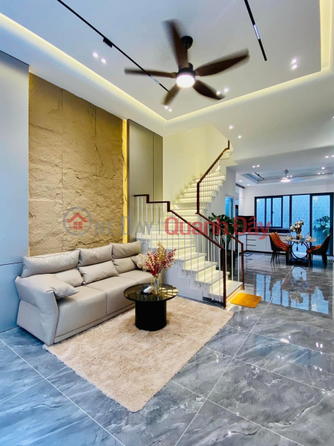 ***House for sale in Ward 12, Tan Binh, Tran Mai Ninh Street (4.6*16) 5 beautiful floors _0