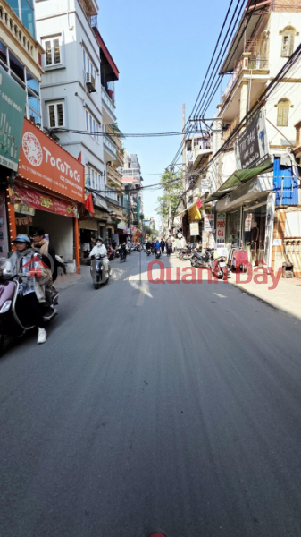 Làm ơn chọn | Nhà ở, Niêm yết bán đ 18,25 tỷ