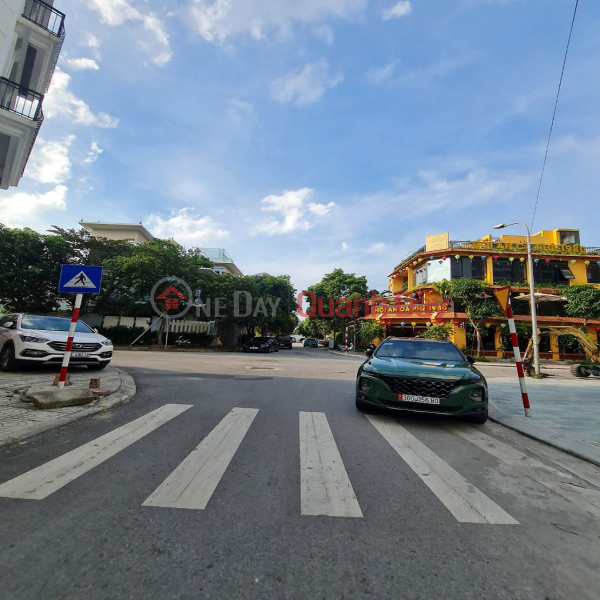 SĐCC sells houses in Trau Quy, Gia Lam, Hanoi. 88m2. 5 rough floors. Contact 0989894845, Vietnam | Sales, ₫ 11.5 Billion