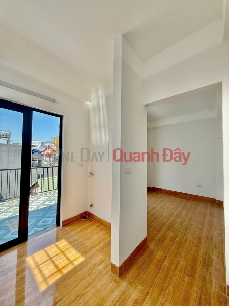 đ 5,95 tỷ | Bán nhà liền kề Kẻ Tạnh – Giang Biên, 5 tầng mới đẹp, gần ngõ ô tô tránh, giá chỉ 5.95 tỷ