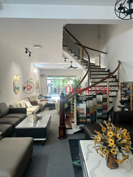 House for rent on Dang Tien Dong street - Dong Da 100m2 x 4 floors, 6 bedrooms, 4 bathrooms, price 52 Million - CTL Rental Listings