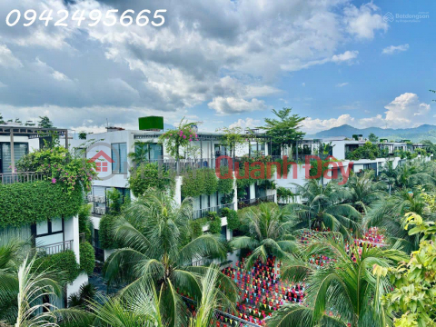 Gia đình bán căn biệt thự 2 mặt đường tại khu: Night Street - Flamingo Đại lải Resort _0