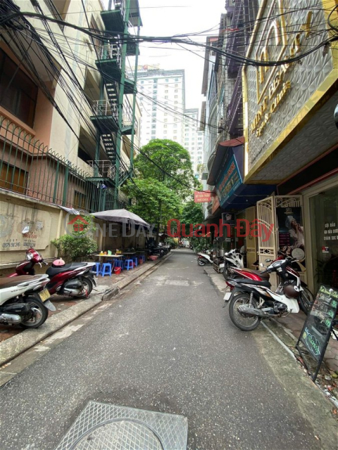 Huynh Thuc Khang Townhouse for Sale, Dong Da District. 38m Approximately 10 Billion. Commitment to Real Photos Accurate Description. Owner Can Thanh _0