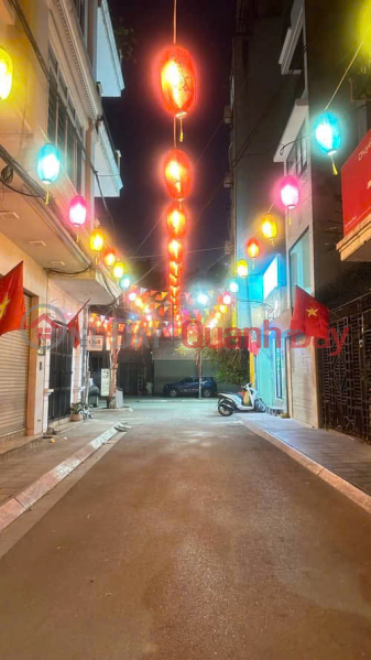 HIẾM! NHÀ QUẦN NGỰA 58M 6 TẦNG GARA Ô TÔ VỈA HÈ Ở SƯỚNG GIÁ 32 TỶ 0336212066 Niêm yết bán