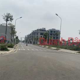 Land for sale 68m2 village edge Co Duong urban area - Tien Duong, 10m asphalt road. Contact 0981568317 _0