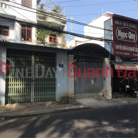 Space for rent on Le Lai street, TPVT near crowded intersection _0