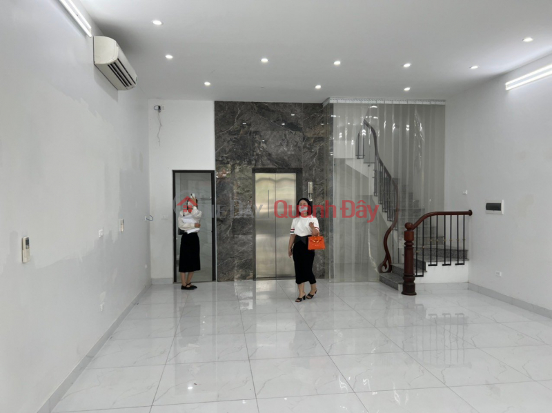 BT LK Pearl dt 70m2, building 5 floors need to rent price 40 million\\/month in Vinhome Ocean Park | Vietnam Rental | đ 40 Million/ month