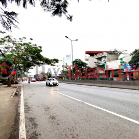 Land for sale on Nguyen Van Linh street, 180m, 9m wide, Price 68 million\/m, near AEON _0