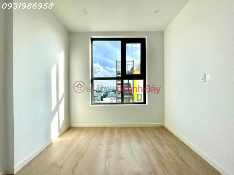 đ 2.5 Billion | Selling luxury apartments at Bcons New Sky, located on National Highway 13, opposite the Metro station.