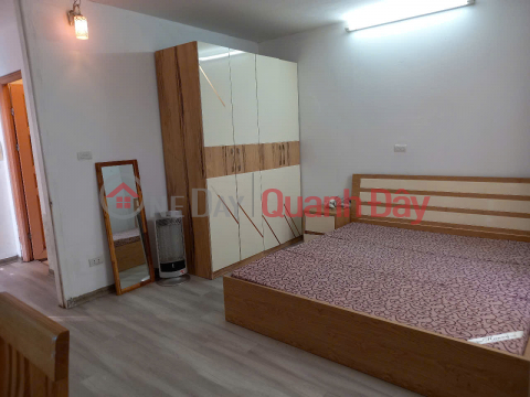 Cho thuê căn hộ tầng 4 Phố Tạ Quang Bửu, 65m2, 2 ngủ, 7.5 Triệu _0