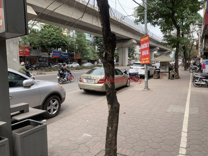 Selling a plot of land on the corner of Hao Nam street, Dong Da, close to the car, 52m2, mt6m, about 5 billion Sales Listings