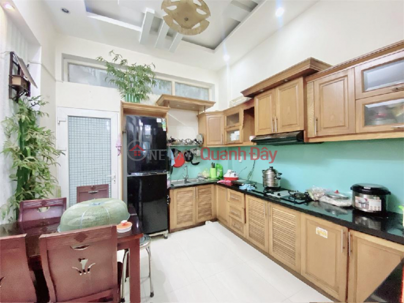 Nhà mới trung tâm quận 10 - DTCN 51m2 (3.4x14) nở hậu - 5 tầng BTCT - 8 tỷ, Việt Nam Bán | đ 8 tỷ