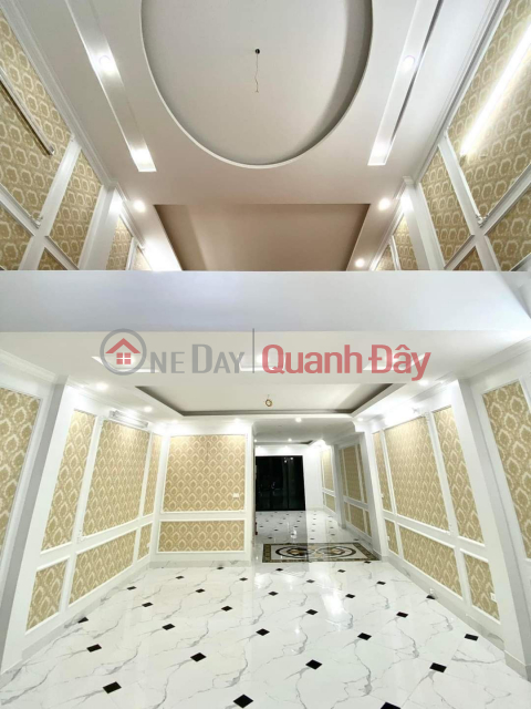 House for sale in Xuan Tao ward, 7 seats, diplomatic corps passage 55m 5 floors 9.9 billion _0