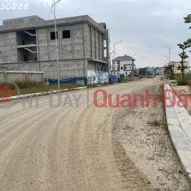 Family needs money to urgently sell plot of land in Tan Ha urban area, Tuyen Quang city, located far from the commercial center _0