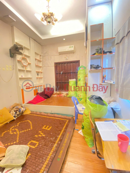 Whole house for rent in lane 1279 Giai Phong, 25m2 x 4 floors, 2 bedrooms with private bathroom, 7 million Rental Listings