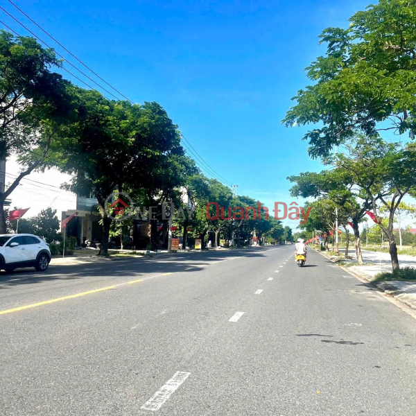 Land for sale on Pham Huu Nhat street frontage, 97m², 15m road, near Son Thuy beach Sales Listings