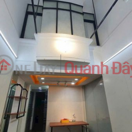 Whole house for rent Dang Van Ngu (843-8205120450)_0