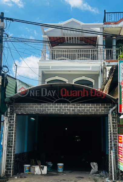 ₫ 35 Million/ month, The owner rents a house with frontage 1 ground 2 floors Nguyen Duy Trinh street